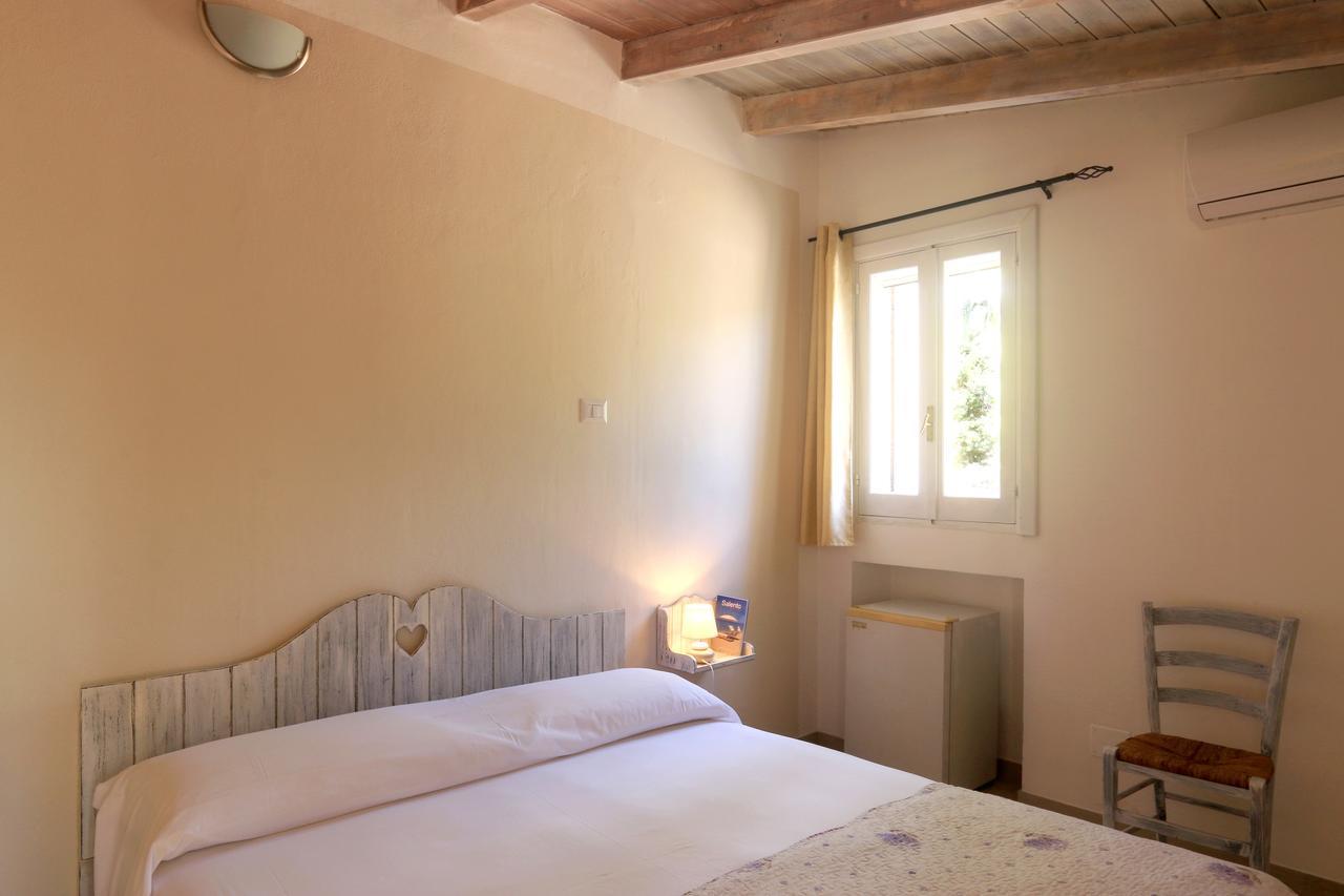 Allu Ruvezzu Bed & Breakfast Torre Mozza Exterior photo