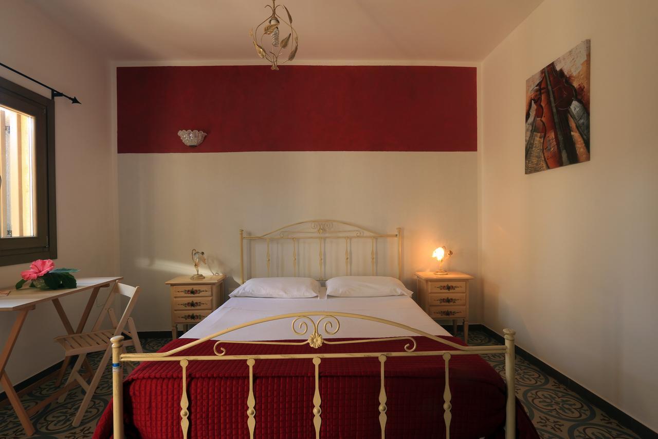 Allu Ruvezzu Bed & Breakfast Torre Mozza Exterior photo